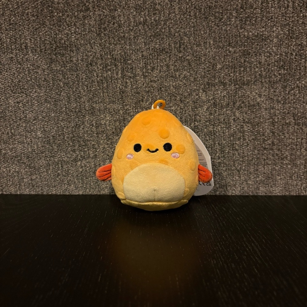 Safa Pufferfish Squishmallow Clip
